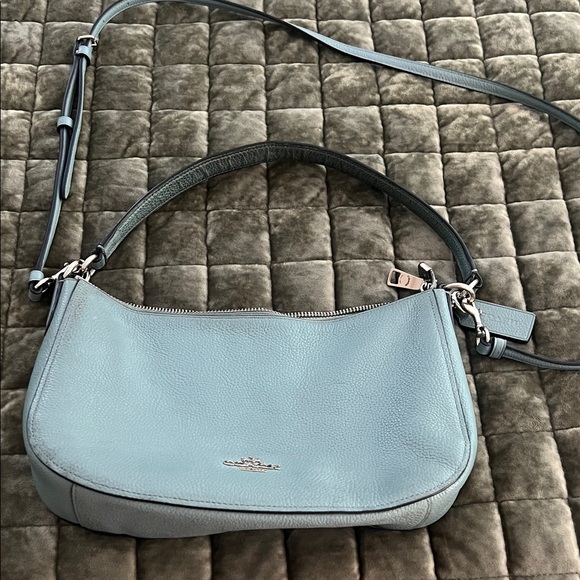 Coach Handbags - Coach Shoulder/Crossbody Medium Handbag